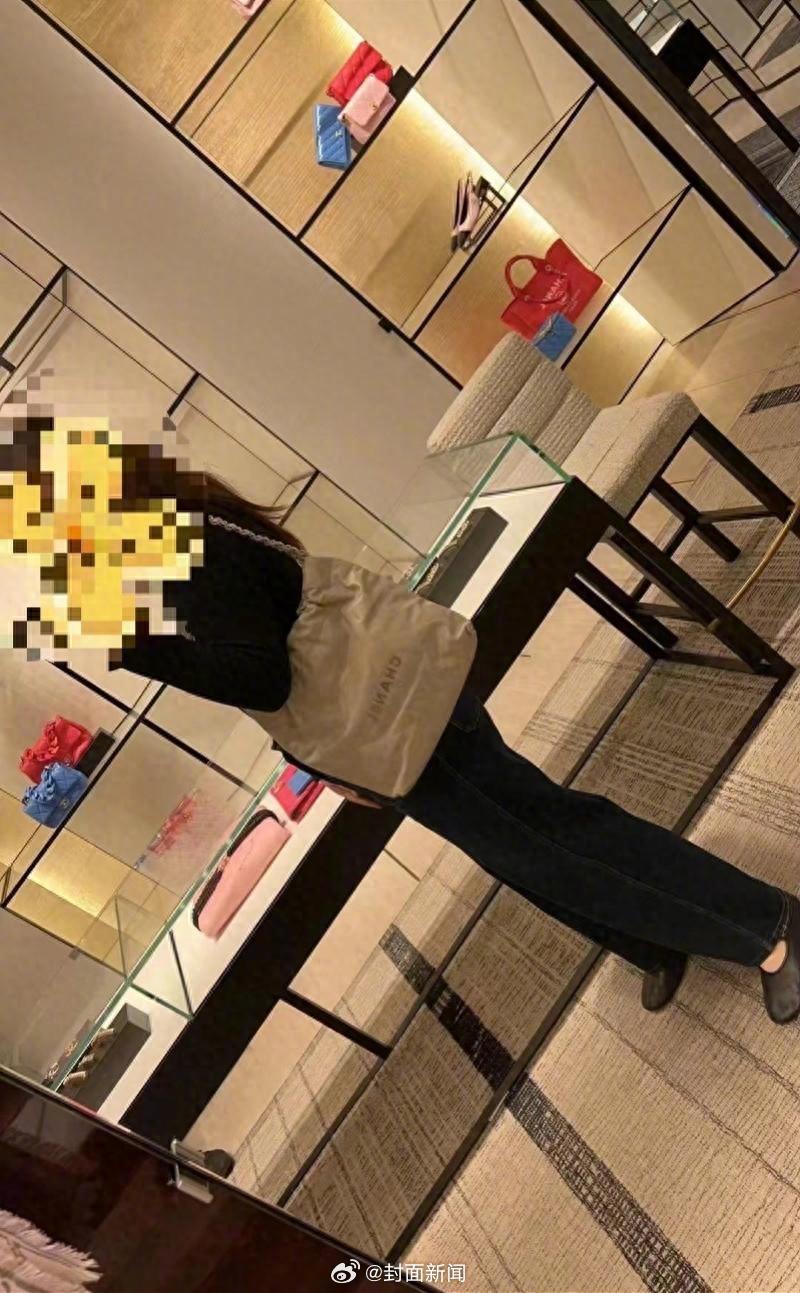 【#悉尼袭击案遇难留学生当时正试包# 在悉尼大学读硕士】4月13日，澳大利亚悉尼