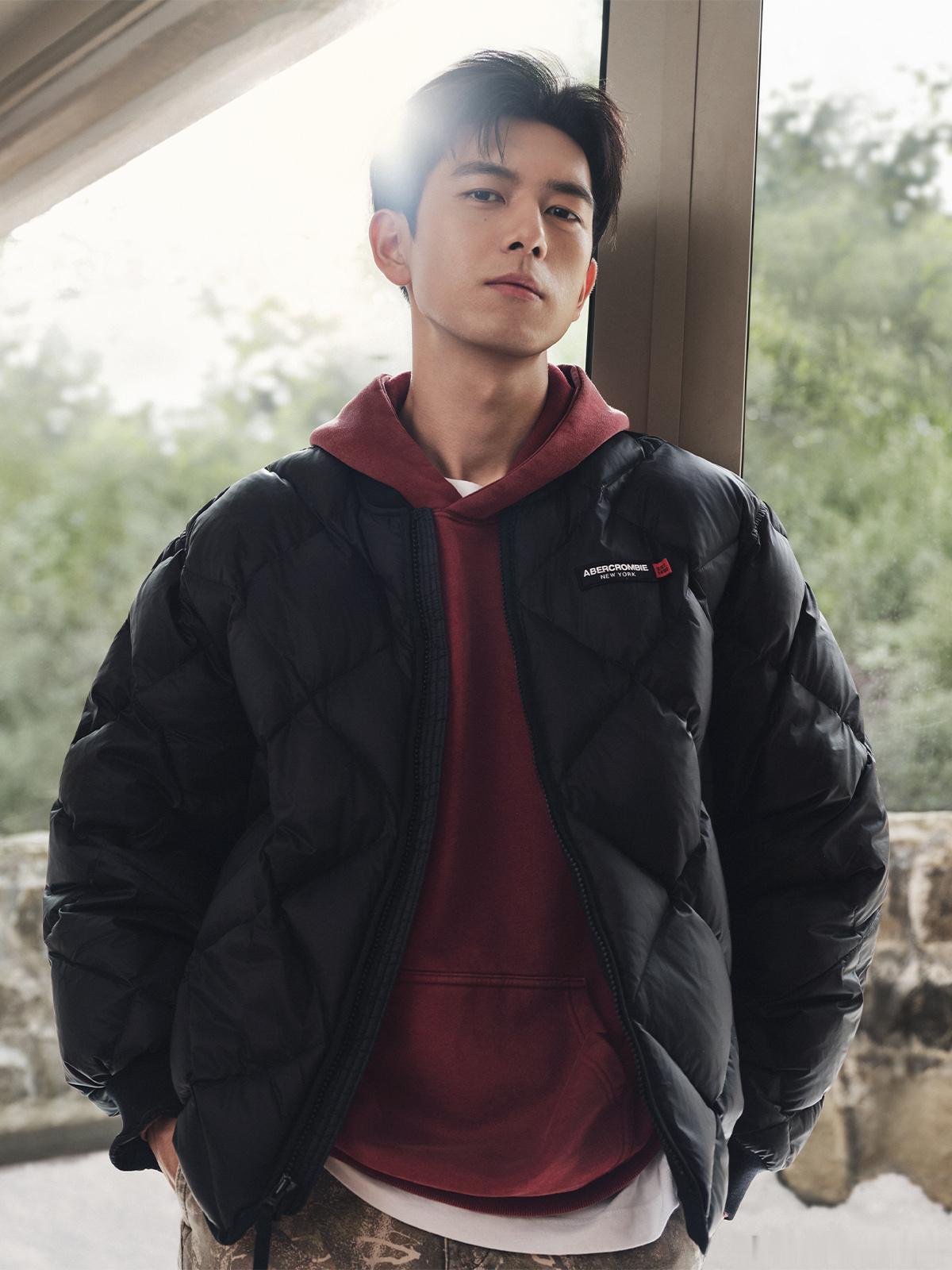 李现长风起 lx李现上官诚明 9月2日  星期三   晴秋风轻吟，日子浅浅，阳光
