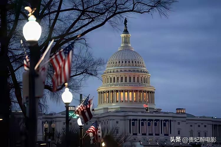 西班牙称霸世界100年，荷兰称霸世界50年，英国称霸世界130年，如果美国称霸世