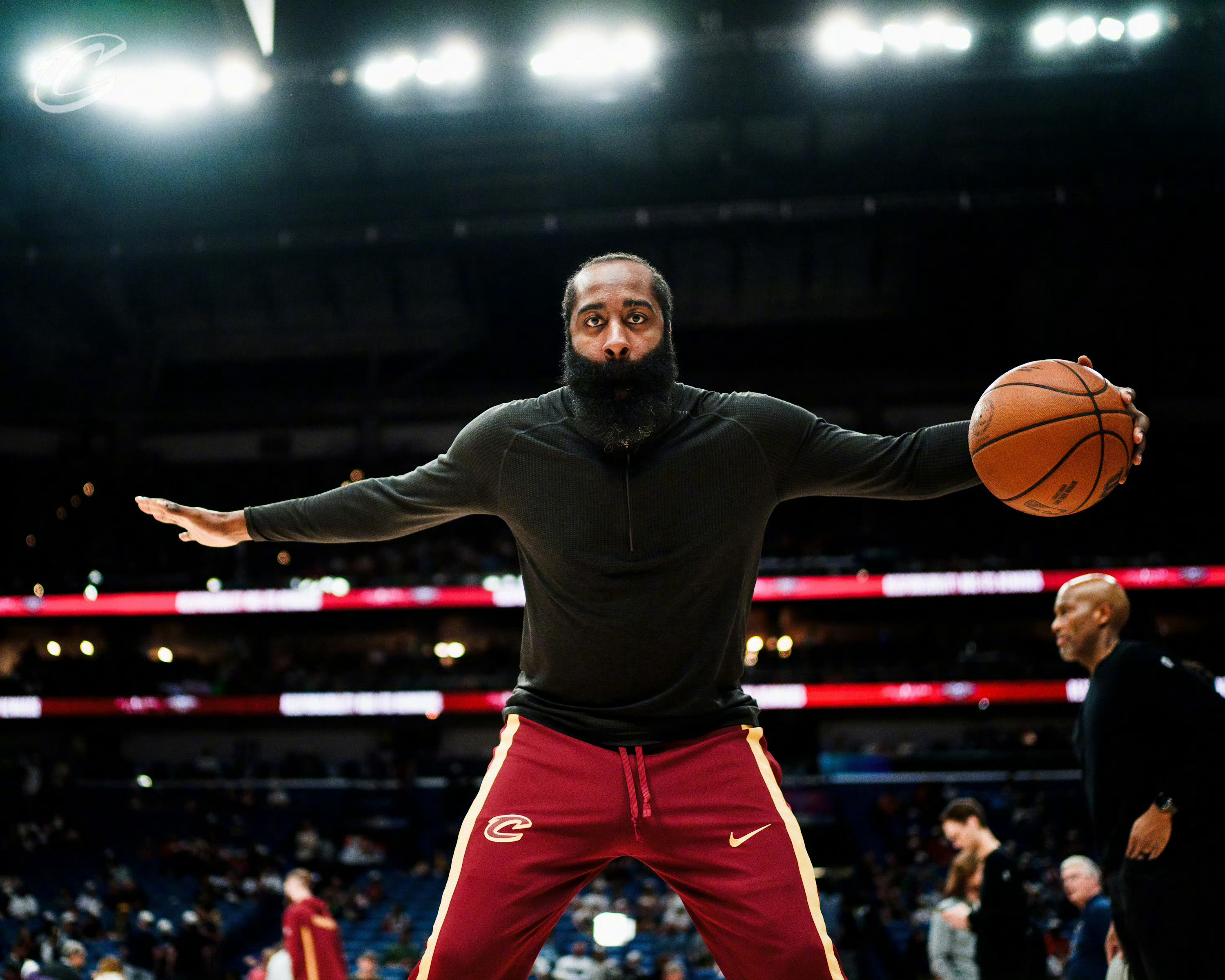 大鹏展翅！克利夫兰骑士骑士哈登nba