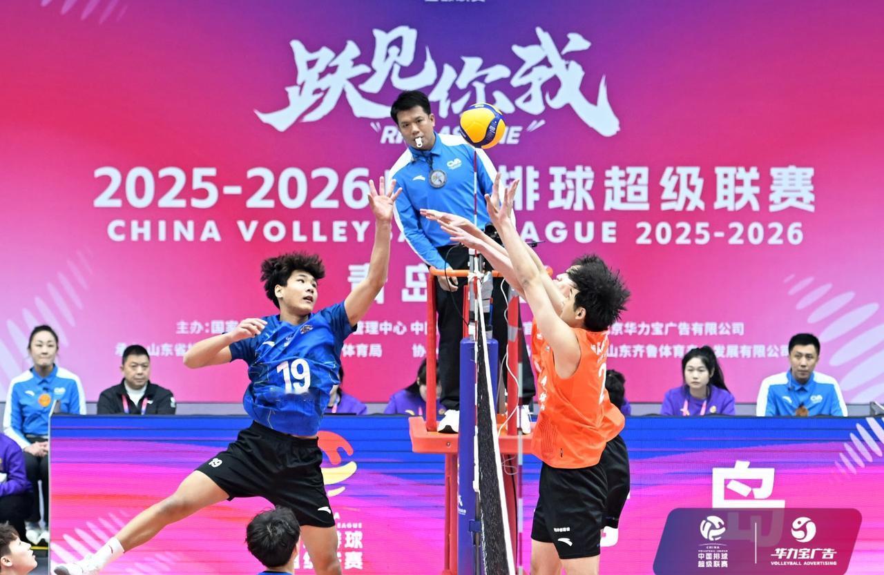 【男排联赛2月1日循环赛收官战赛果】
中国男排超级联赛A级别第14轮
也是循环赛