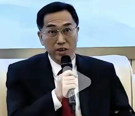 一句话炸翻全网！法学家陈枫抛出大国教育四准则，提议历史母语坐稳高考主科，外语降为