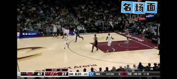 “来，给我！”[震惊]一个中锋太喜欢球权是不是好事？[灵光一闪]“我还是传给控卫