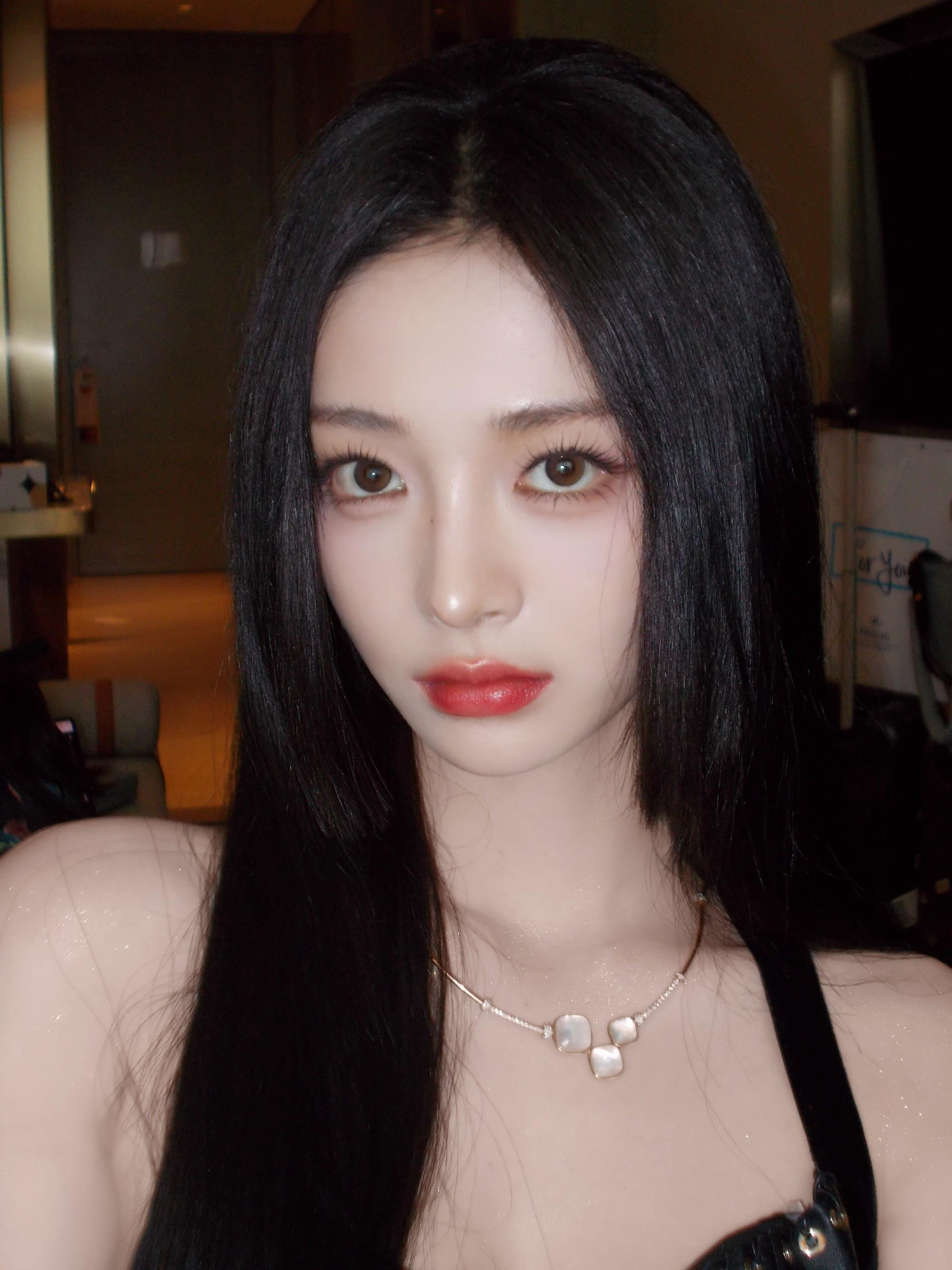 周洁琼黑裙公主切【周洁琼】黑桃♠女王 ​​​