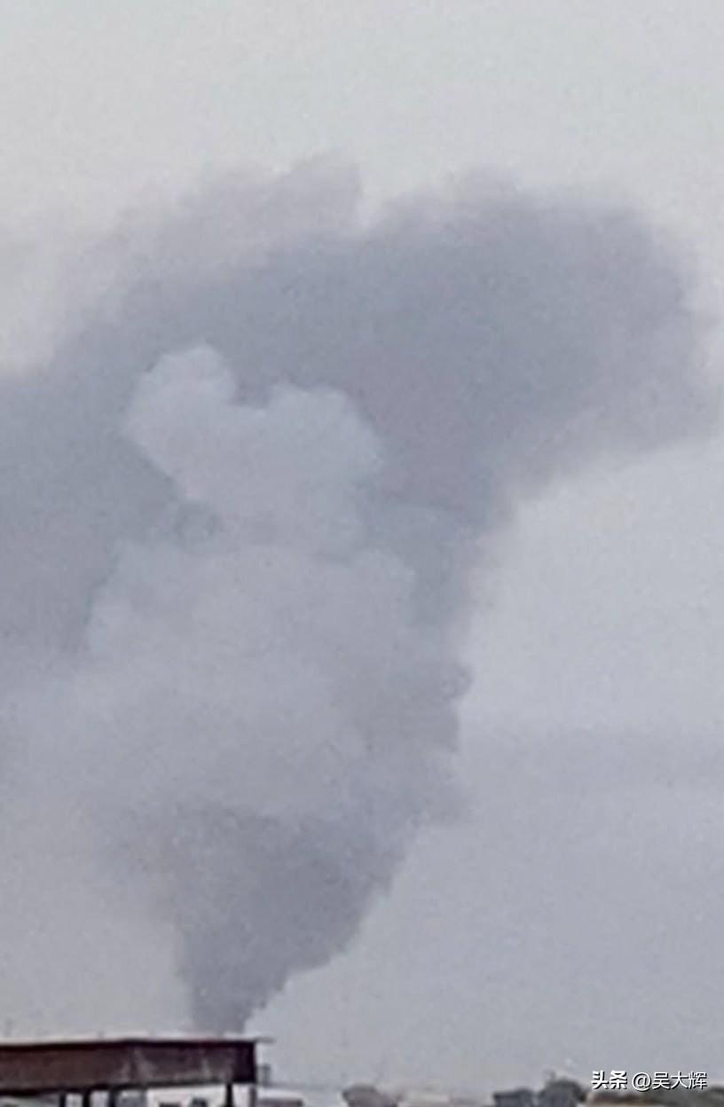 巴林哈马莱地区的Batelco电信总部遭袭。
这家巴林最大的电信运营商内部署有亚