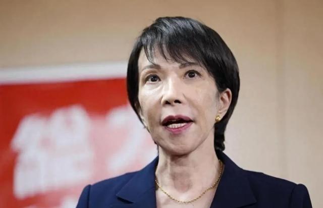 高市早苗想跟中国谈，中国没搭理她。 日本多位内阁大臣相继放话要改善中日关系，防卫