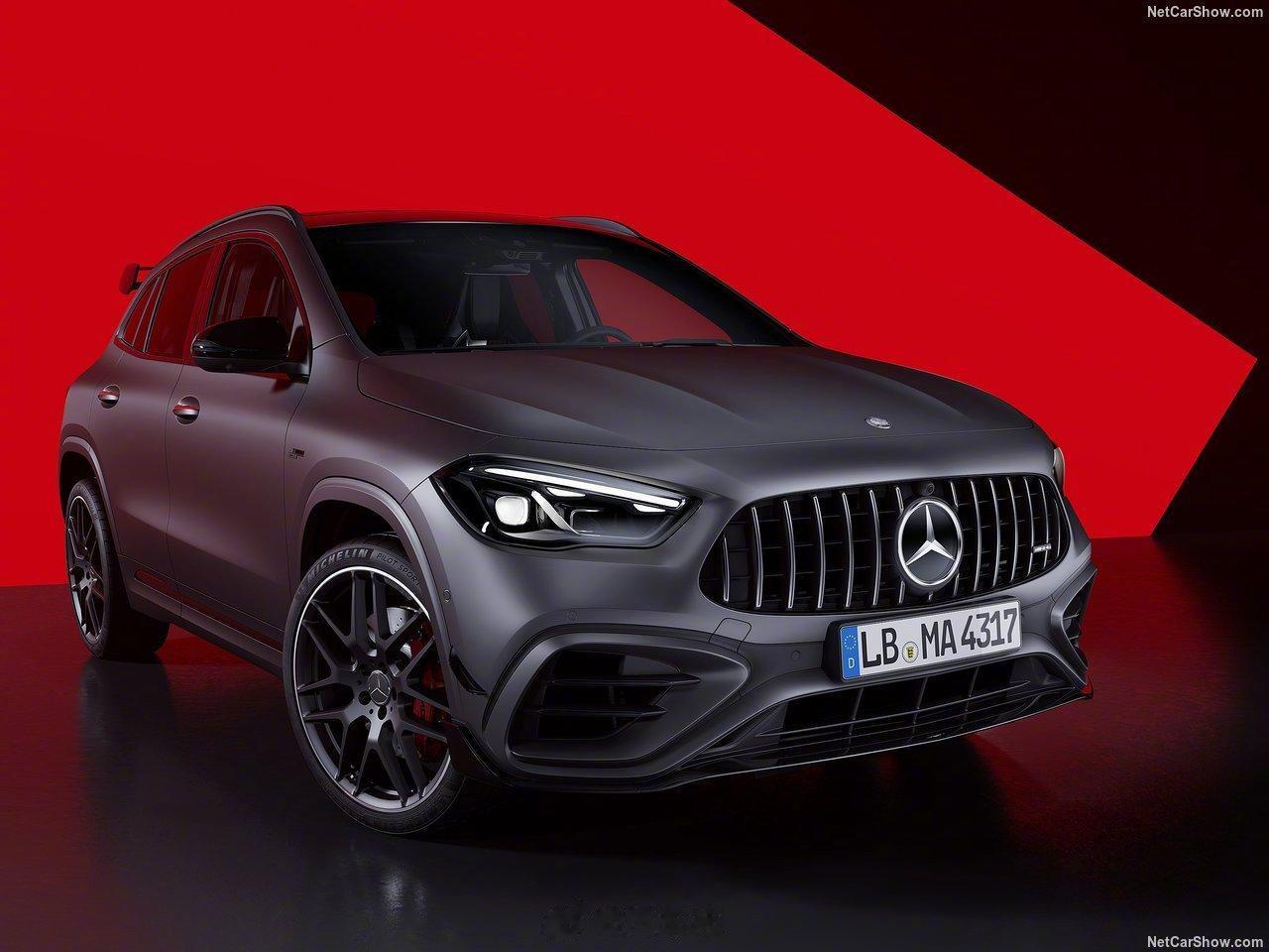新款梅赛德斯-AMG GLA 45 S官图发布
新的设计风格，前后大灯有所变化，