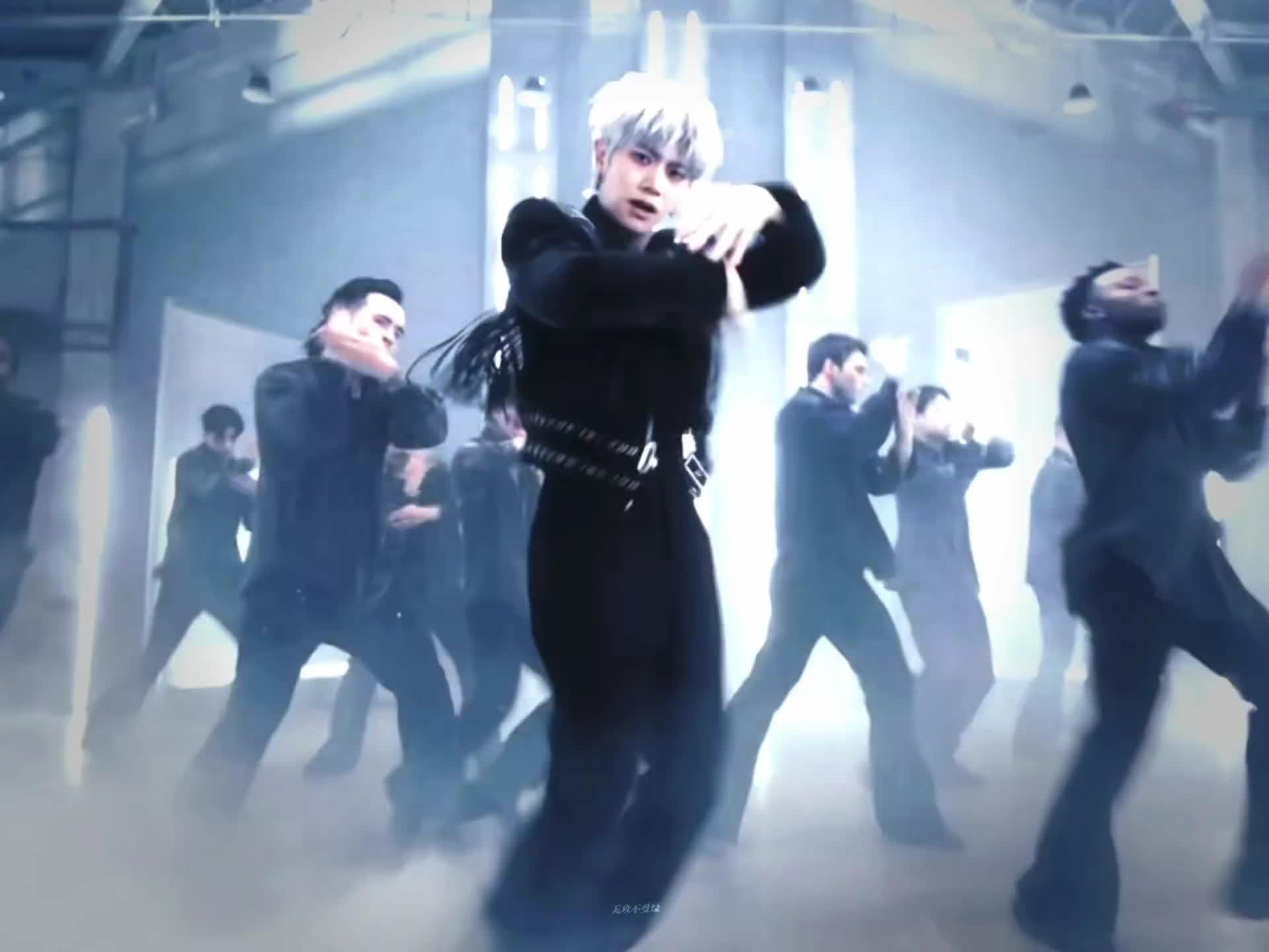 天！任嘉伦 MV这个镜头！吸血鬼魅魔吧！ 任嘉伦直播