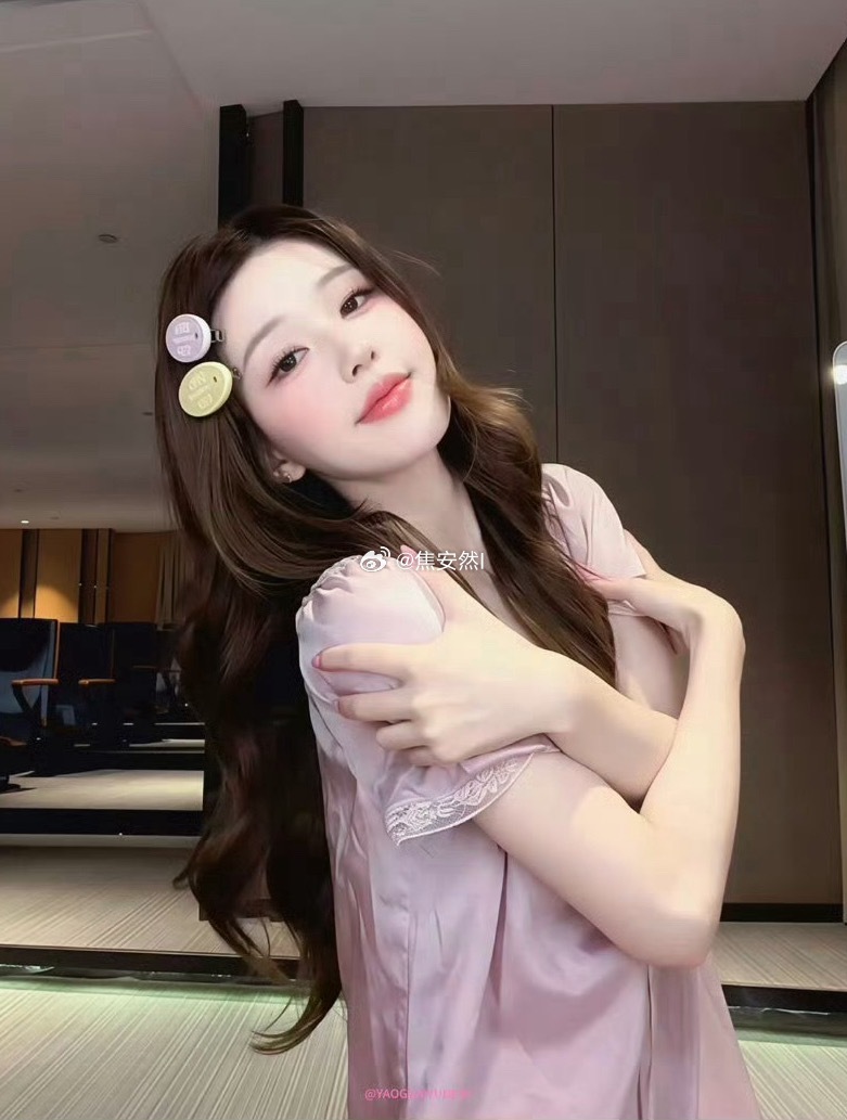 她真的是不做作的天然萌 