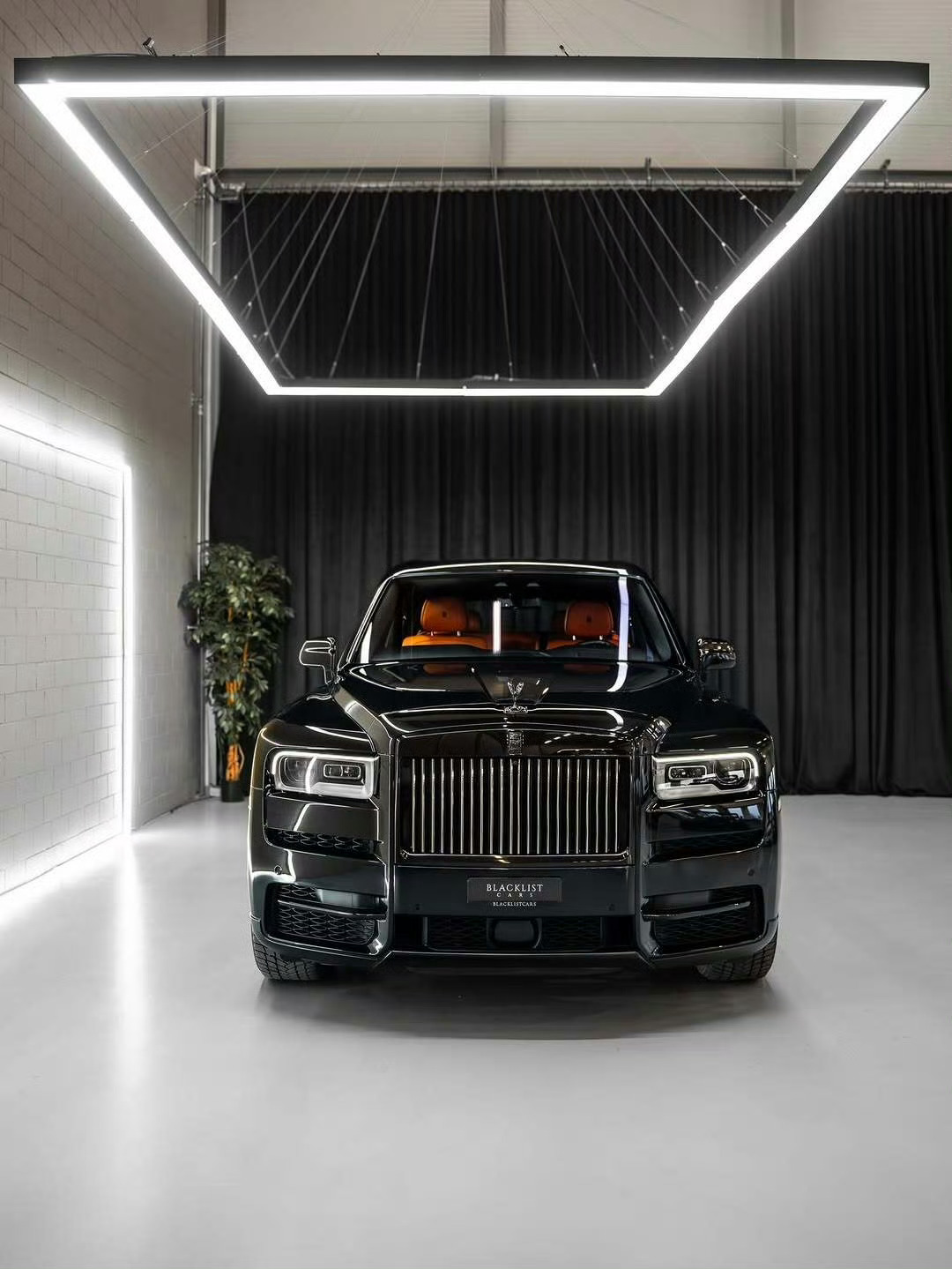 劳斯莱斯 Cullinan Black Badge 