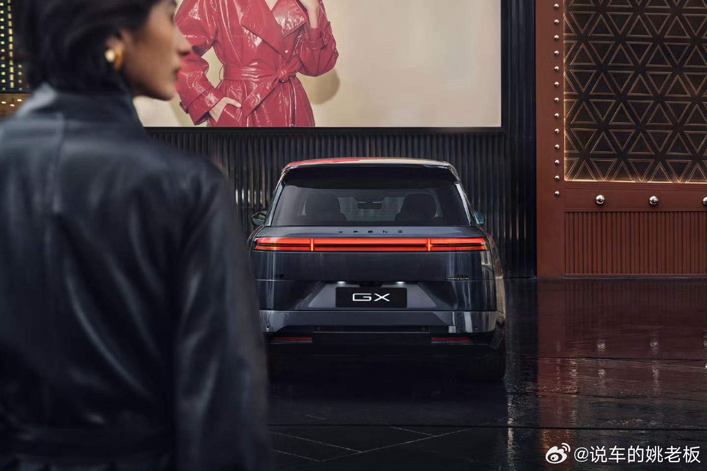 新科技旗舰小鹏GX来了小鹏全新旗舰SUV小鹏GX正式亮相，直接刷新高端智能电动车