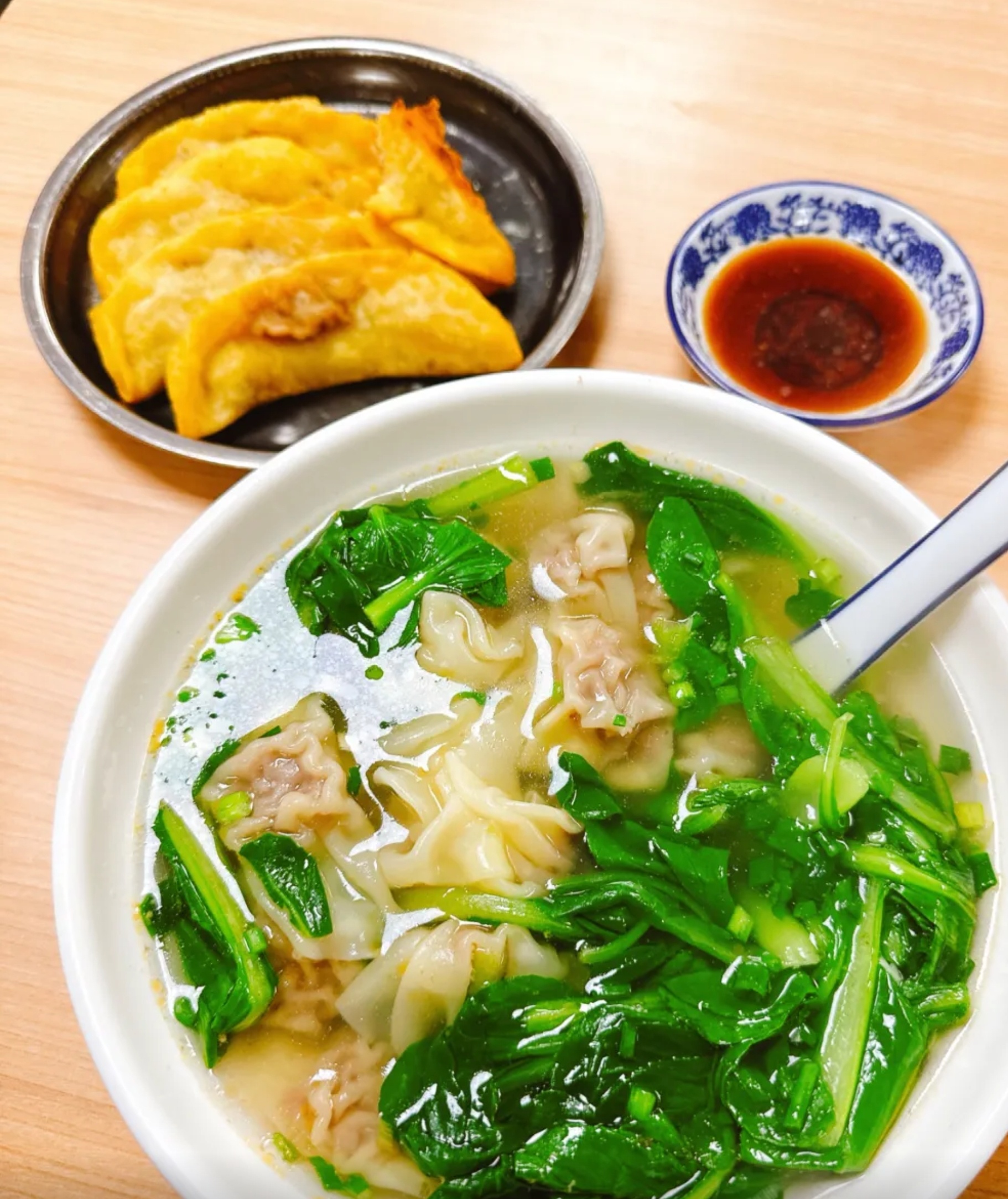 第一次见到混沌加青菜的吃法 ​​​