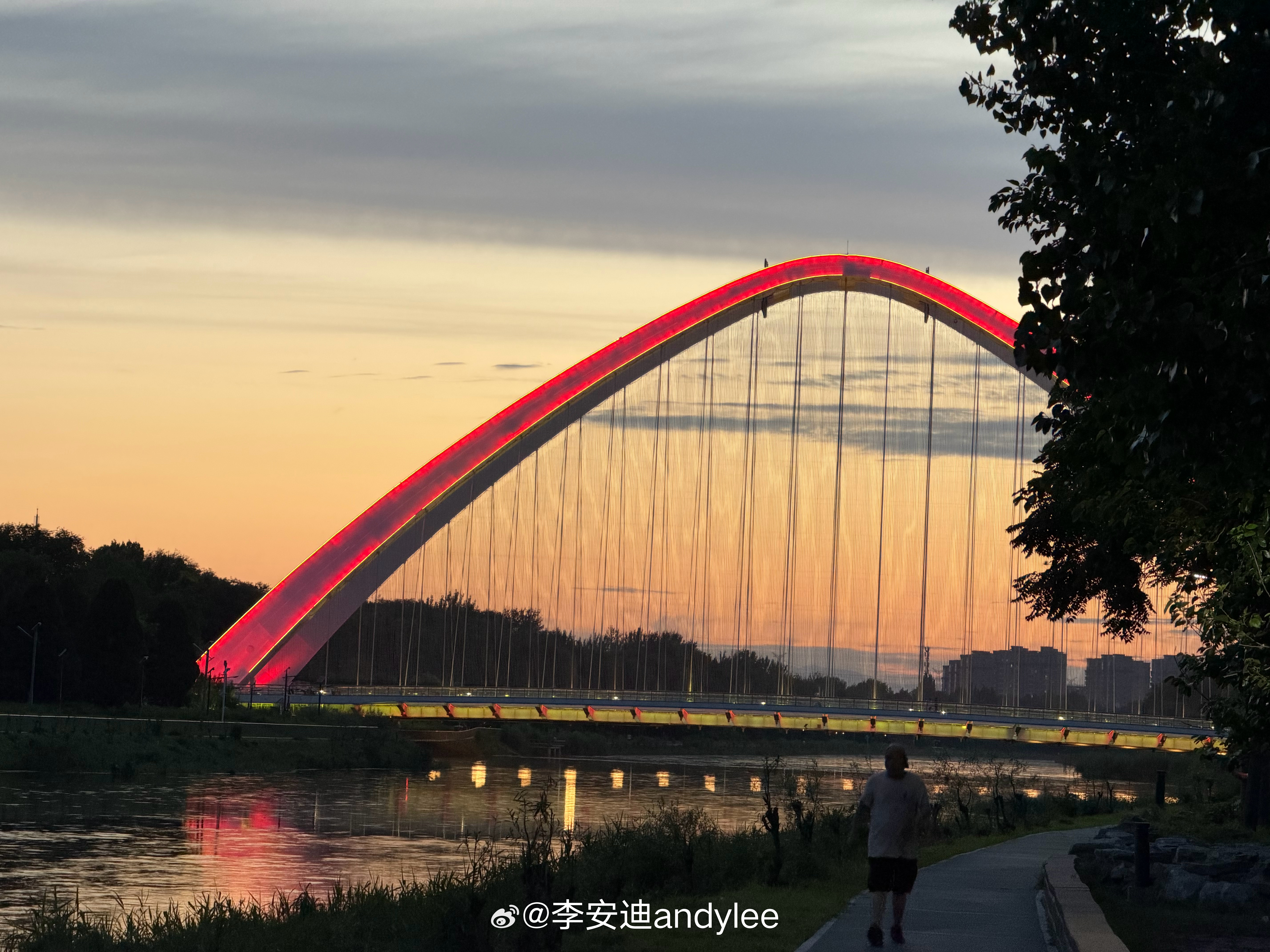 这次来北京主要在南部区域以及三环外，这里的综合体验确实比二环里的城建现代很多，也