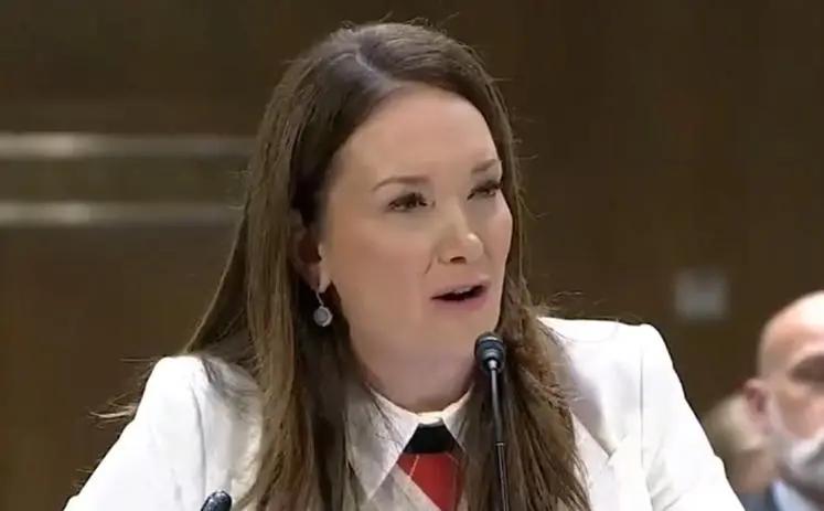 甩锅怪中国！美国农业部长又出来表演了
罗林斯她在国会听证会上老调重弹，称中国人购
