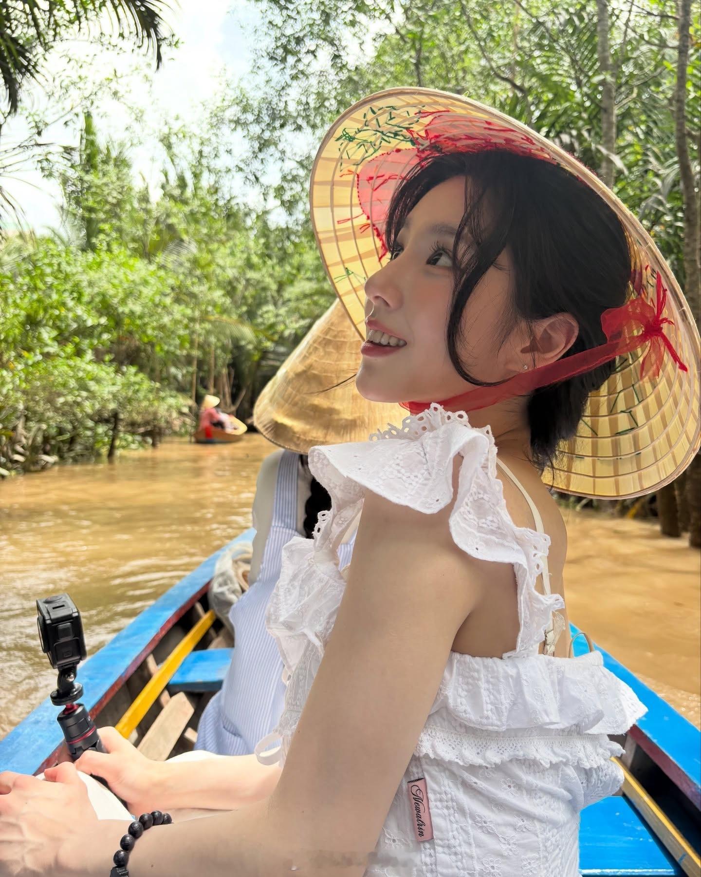 田姬振ins更新🇻🇳 ​​​