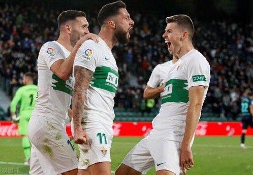 016 西甲 埃尔切 VS 奥萨苏纳足球         埃尔切这支升班马赛季初