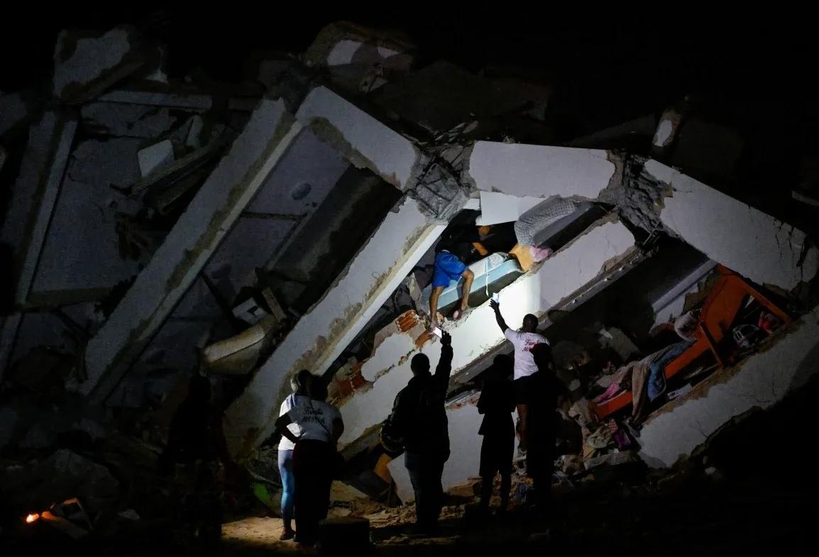 祸不单行！委内瑞拉2次接连发生7级以上地震

委内瑞拉多地被地震反复“拦腰打了一