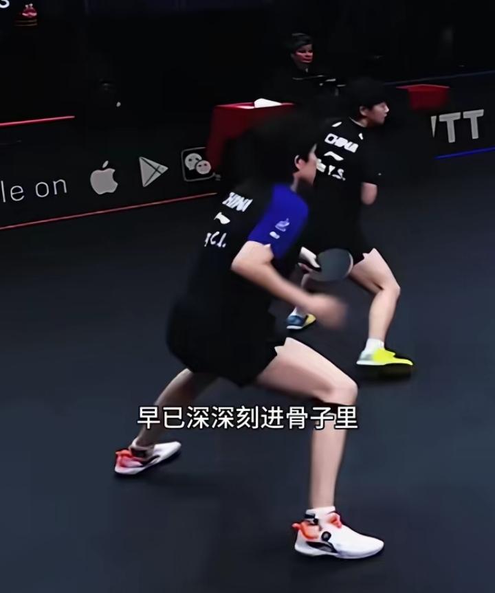 被莎头螃蟹步狠狠戳中
 
反复回看莎头的螃蟹步，直接看入迷了。两人步伐高度同步，