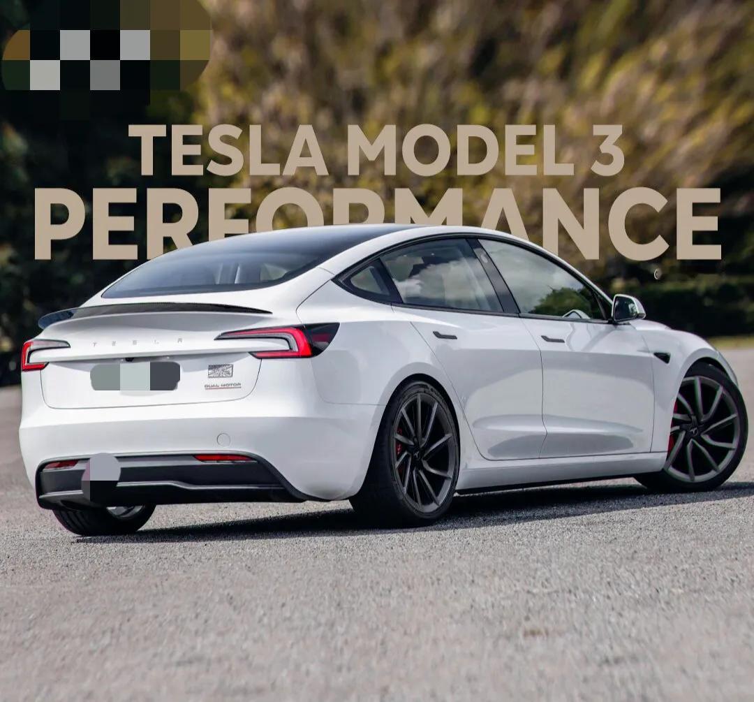 特斯拉model3高性能曝光图来了，糅合了近期爆料的轮毂和尾标，如果原厂就能有这