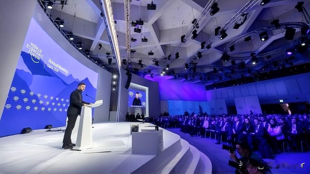 敲定了！据乌克兰总统泽连斯基宣布，美俄乌三边会谈本周在阿联酋正式进行。乌克兰代表