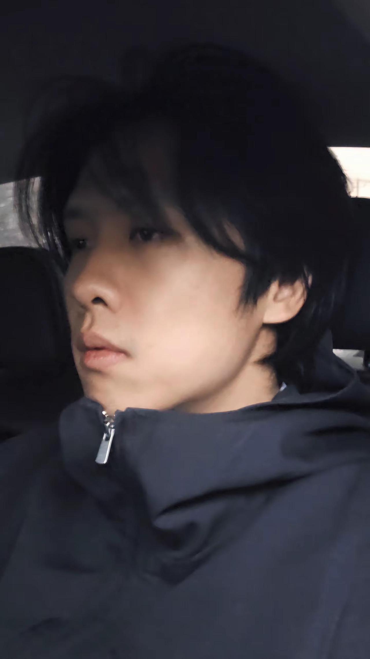 忧郁男孩在北京