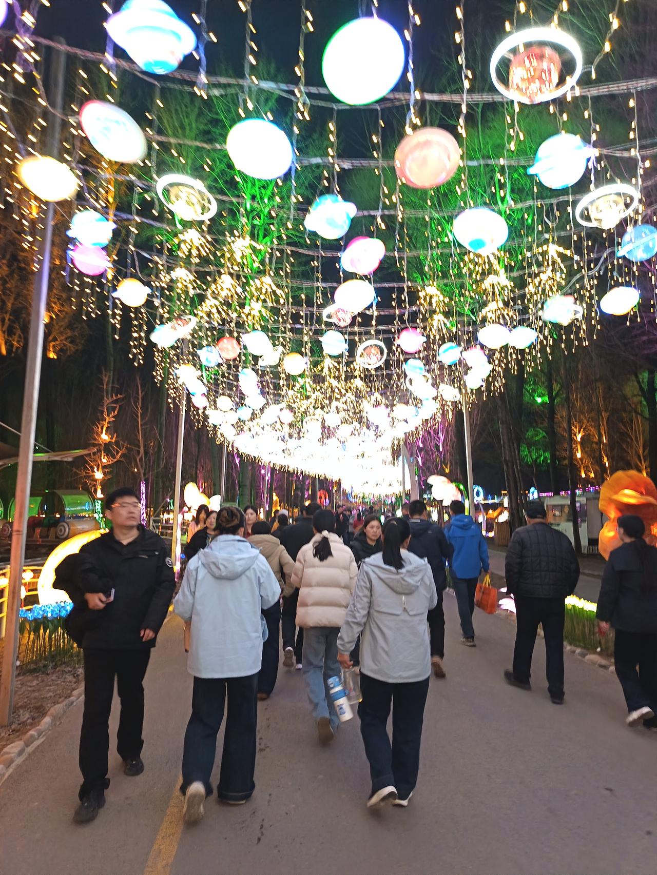 天南地北大拜年