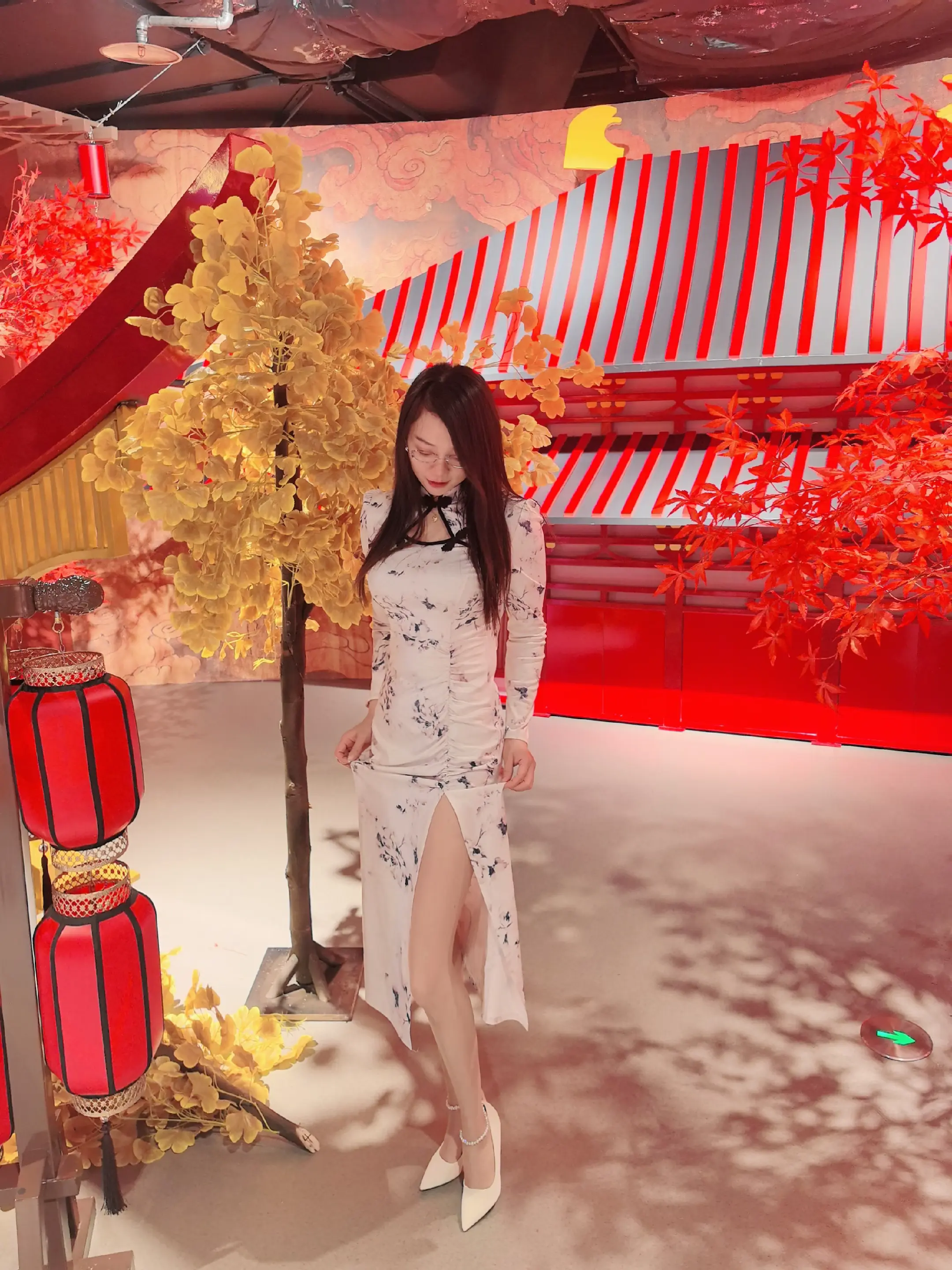 丝袜娜回归！今天照相📷一个大哥说，你也太有气质了！好看！漂亮😍！我...