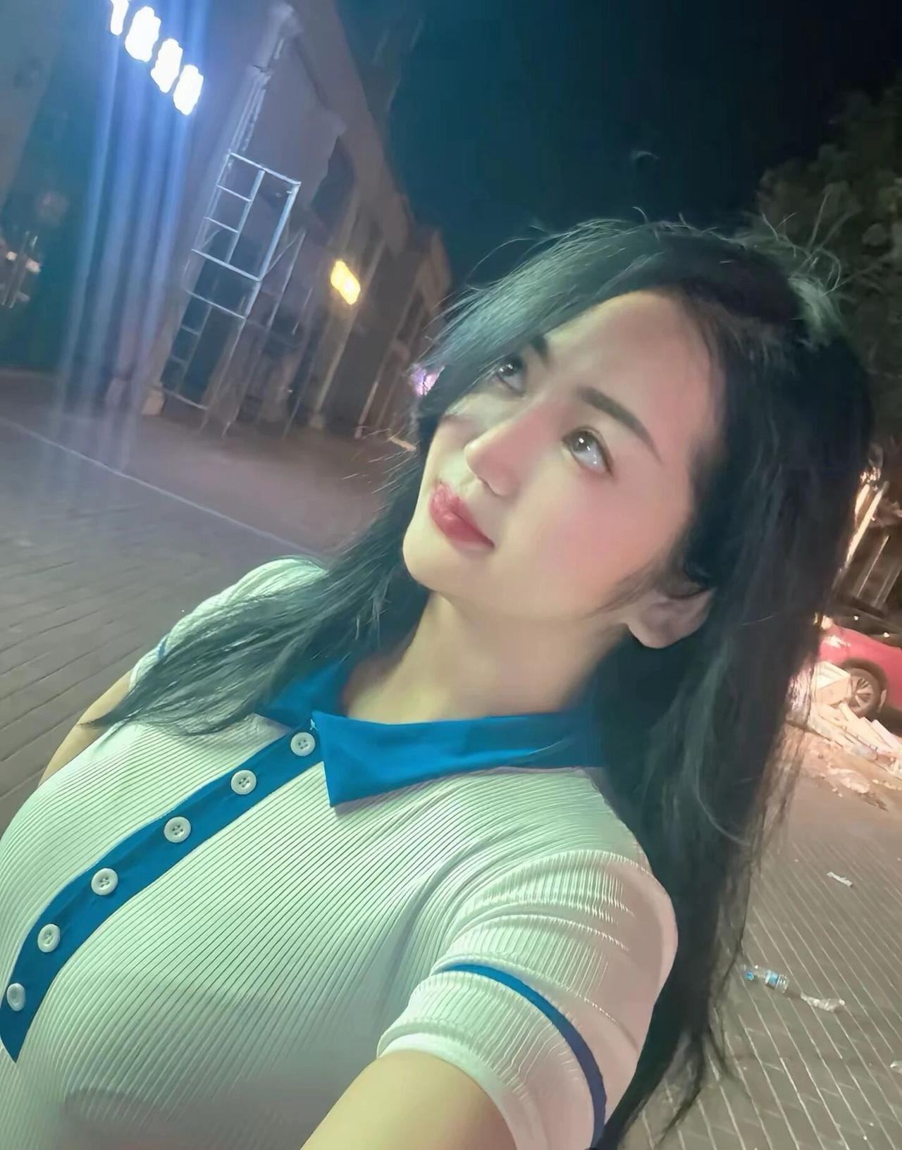 婚姻里，爱的尽头从不是荒芜

很多人以为，婚姻的终点是激情褪去后的平淡，是无话可