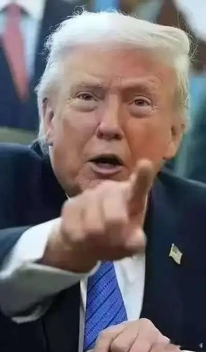 美国总统特朗普突然改口，宣布将动用美国战略石油储备（SPR）来给飙升的油价“退烧