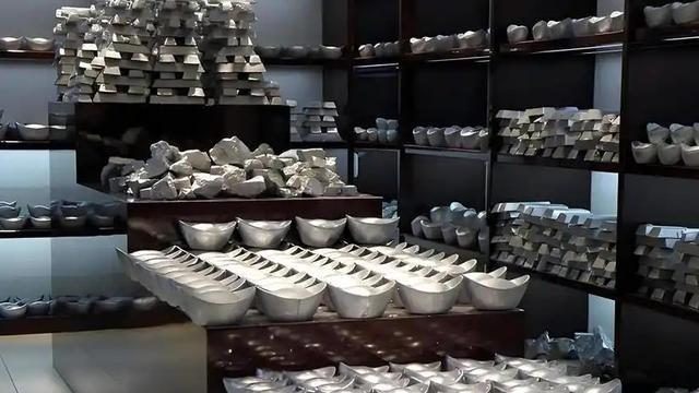 管制白银开始，最大成果不是中国胜了, 而是美国再无手段控制中国

2026年1月