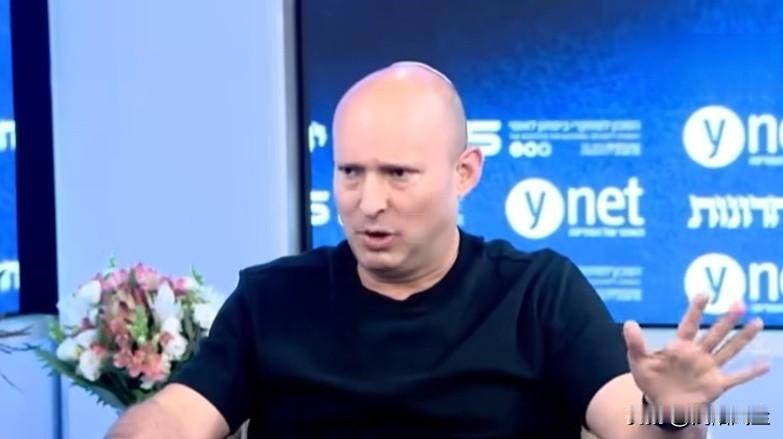 以色列前总理贝内特表示，以色列应改变二十多年来被动观望的视角，转而采取“丛林中的