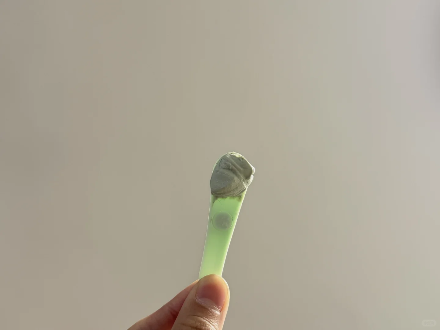 用完吸出1斤黑头粉刺。。。。