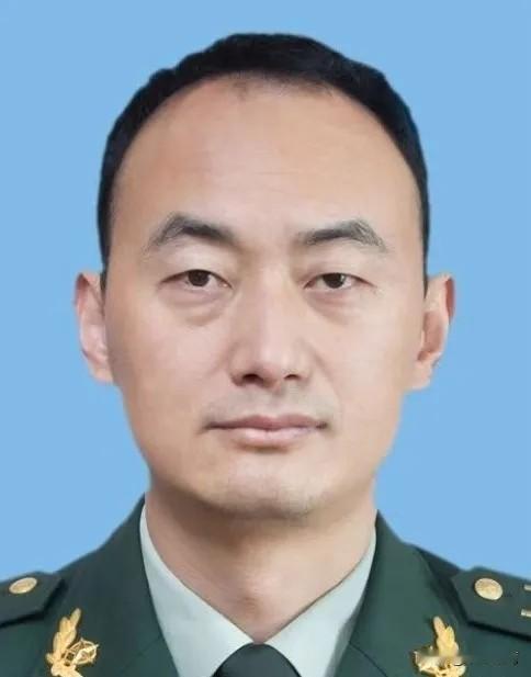 反腐消息！
5月18号，中纪委国家监委网站的通报，依然准时对外发布。
朱亚明，江