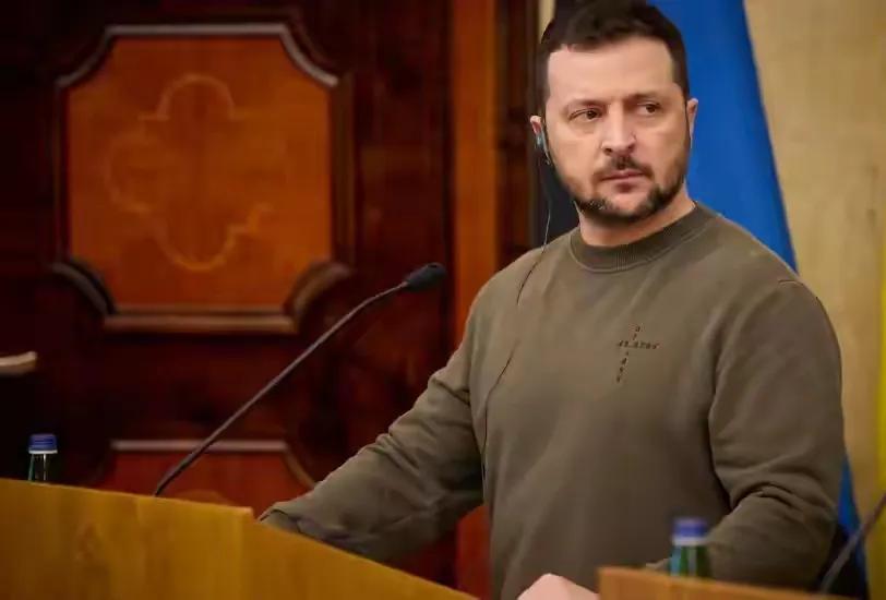 美国还不希望乌克兰加入北约！别执迷不悟了！泽连斯基称：美国说他们现在还不希望我们