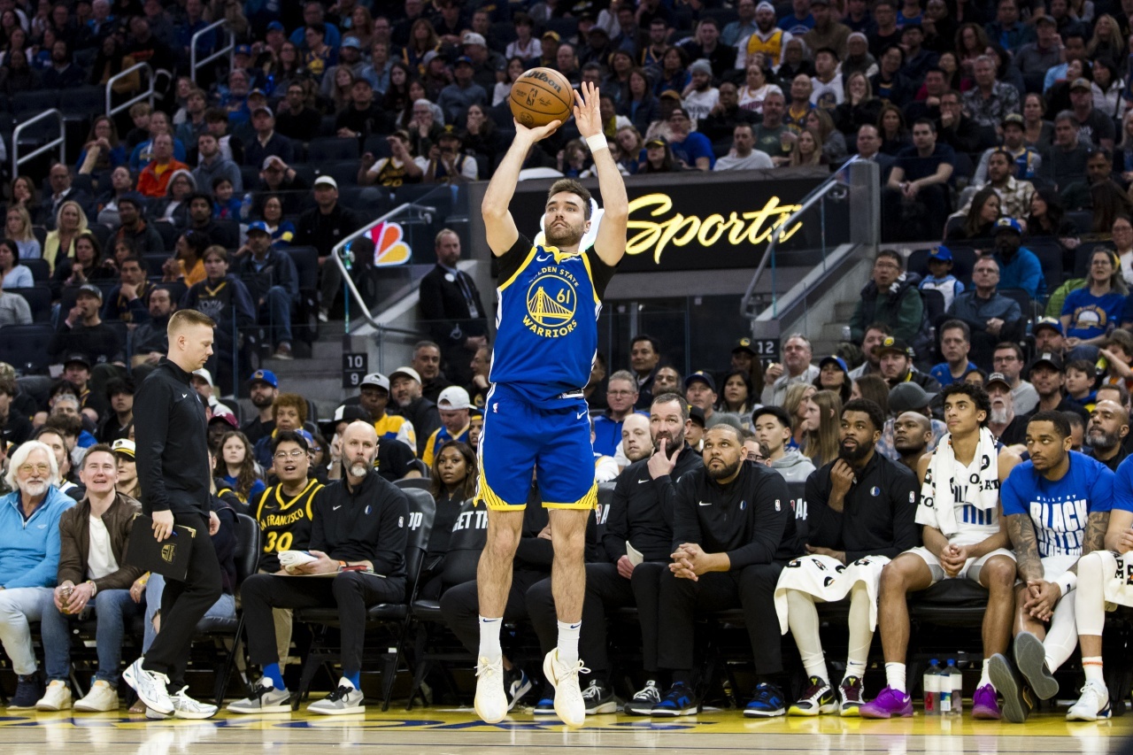 最近4场比赛，斯潘塞一共出战了102分钟，勇士每百回合净胜对手超过25分期间他场