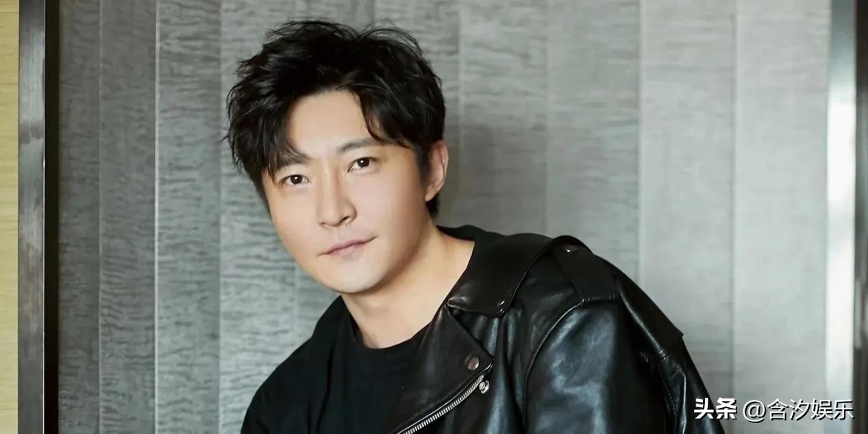 演员郭京飞说：“我老婆怀孕的时候，我去夏雨家玩，下楼后在停车场墨迹了会儿，地下室