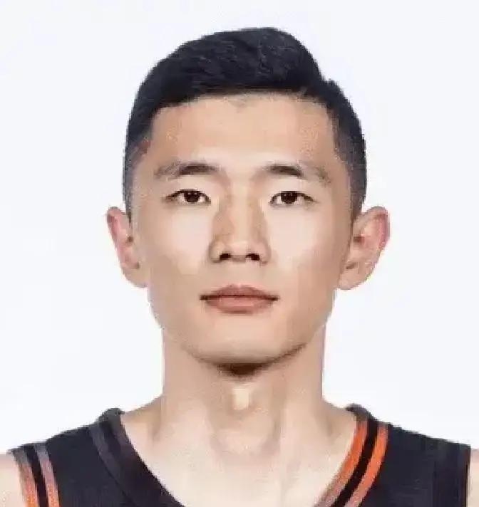 外线铁到发指！山东男篮三分倒数第4
 
打浙江那场，全队三分27中6，底角大空位