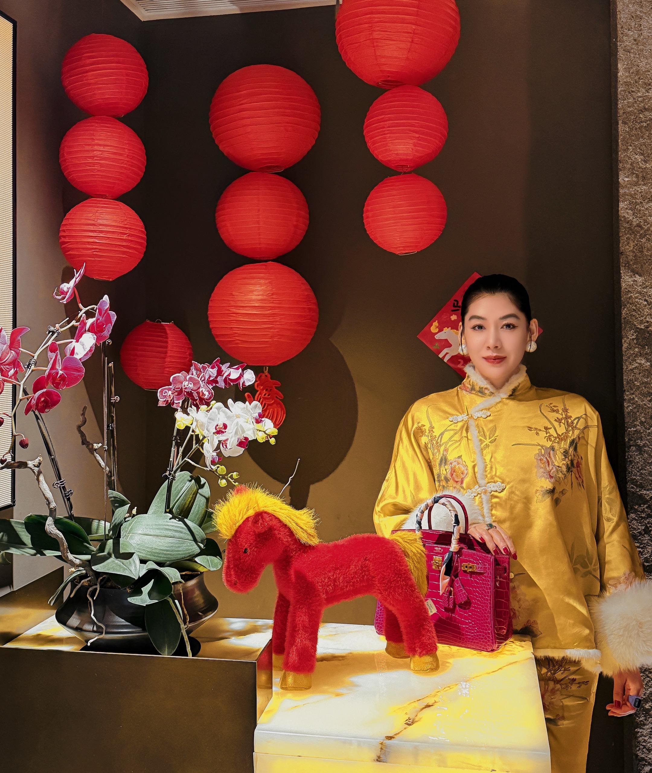 新的一年，要开始新的剧本喽 无法重来的一生 尽量让灵魂活的自由些吧