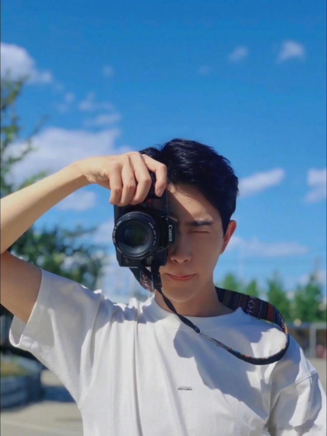 为什么会有吐舌头😜这么可爱的人！！！可爱头像