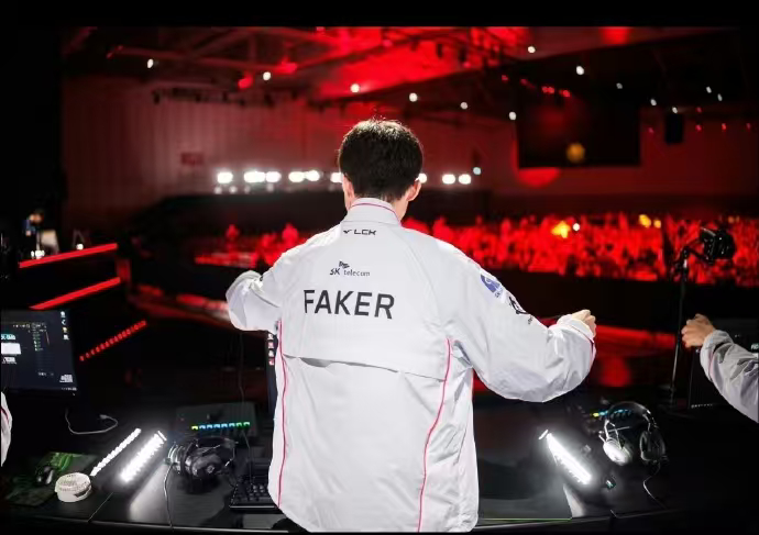 Faker和Oner回应BinFaker 表态 BLG 身为先锋赛冠军，两队再度