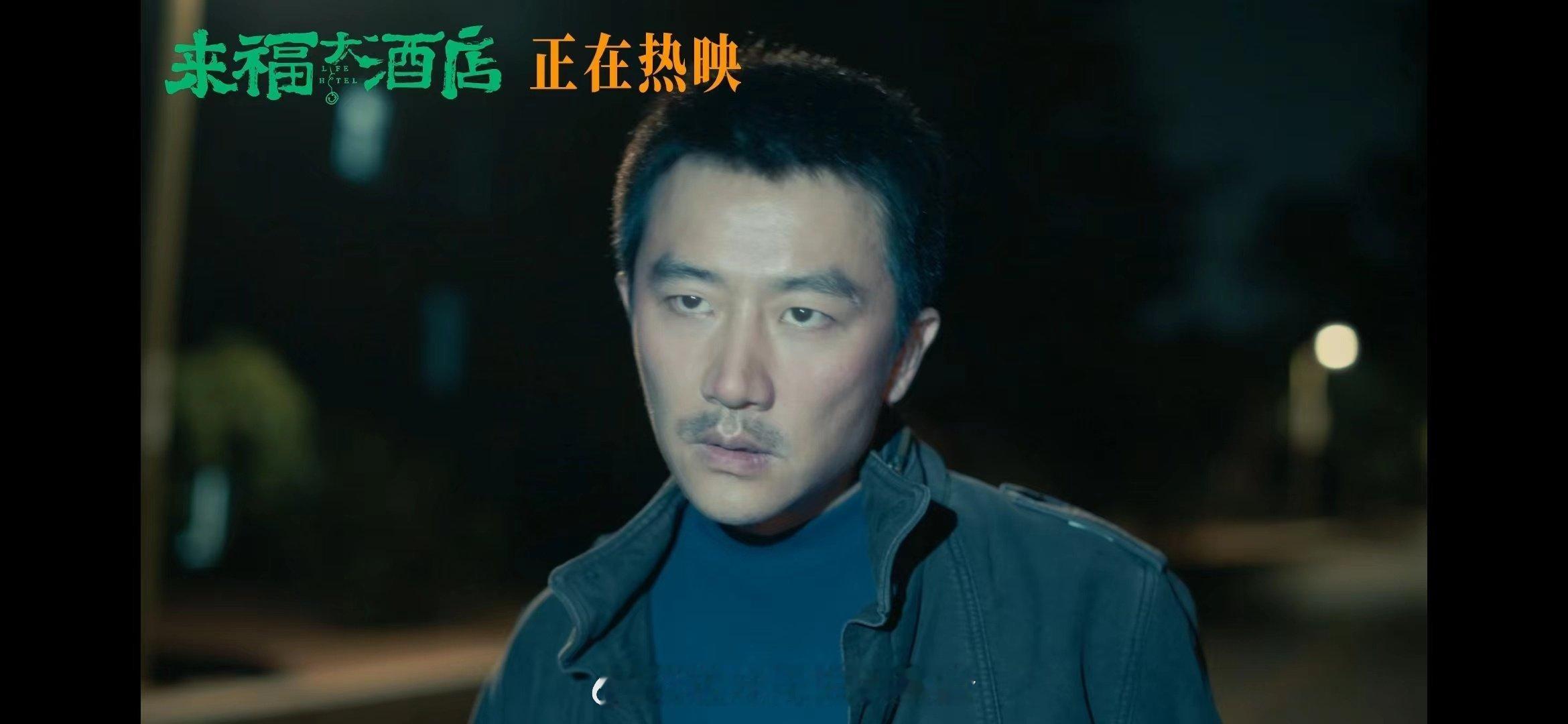 #黄轩演绎成年人的崩溃#被黄轩新片一个人在地上崩溃大哭这段，狂戳泪点，一个人醉酒
