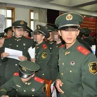 [微风]2019年，一位退伍老兵发现他的公职被人冒名顶替23年。然而，当他决定找