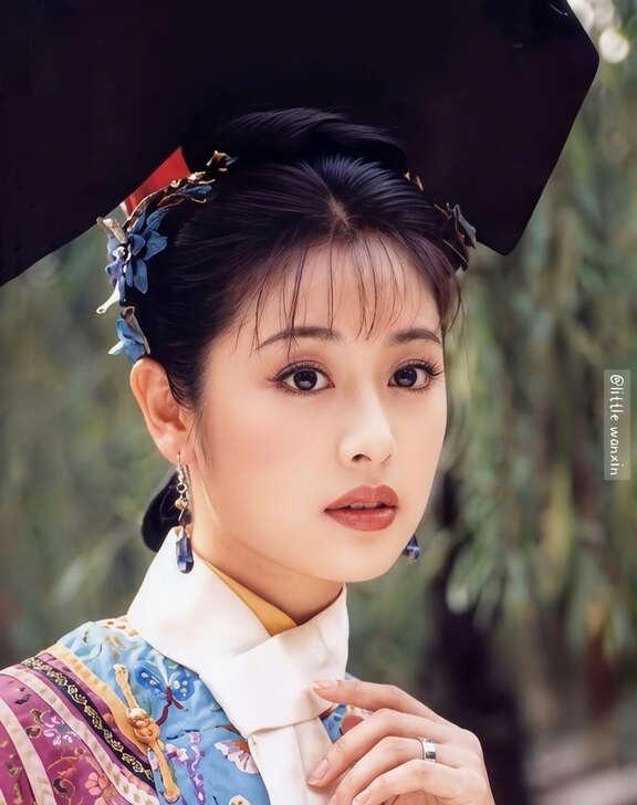 “让我们红尘作伴活得潇潇洒洒”
第二部的紫薇太美了！！
召唤电子簪娘 换装 童年