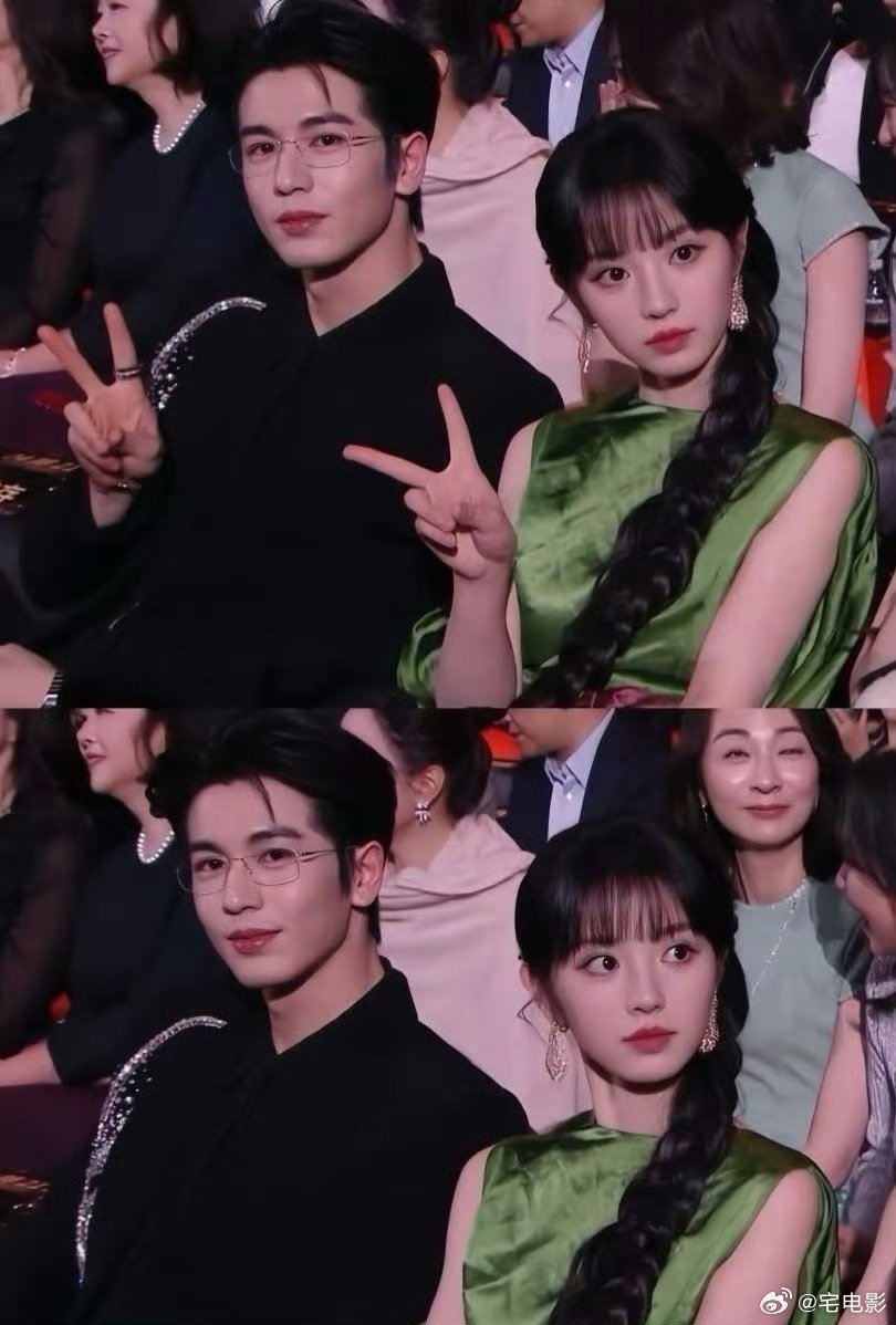 张凌赫田曦薇校园初恋味好浓张凌赫和田曦薇同框，校园初恋的氛围感直接拉满，甜度超标