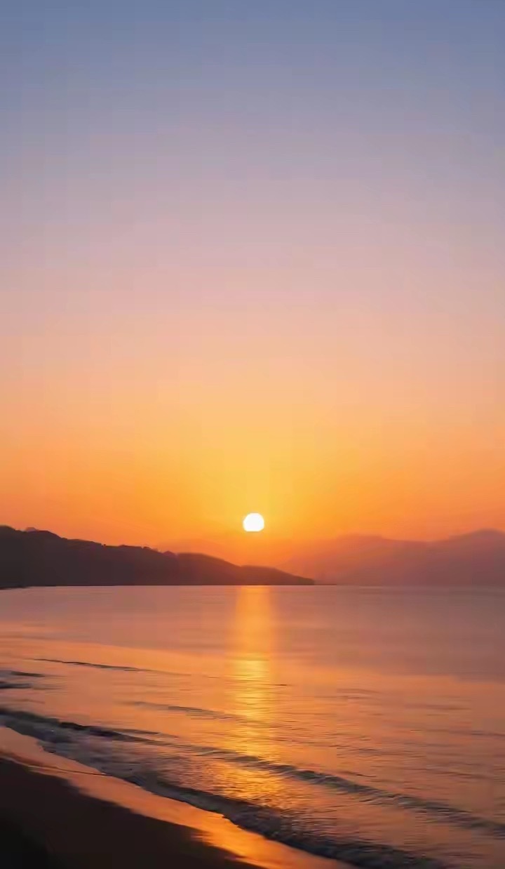 A股今天再次全线调整，已经连续多日批量跌停，这次降温杀伤力太大了，很多人由大赚变