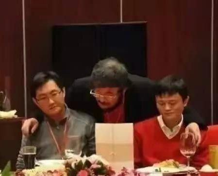 “小灵通”创始人吴鹰被限消 ​​​