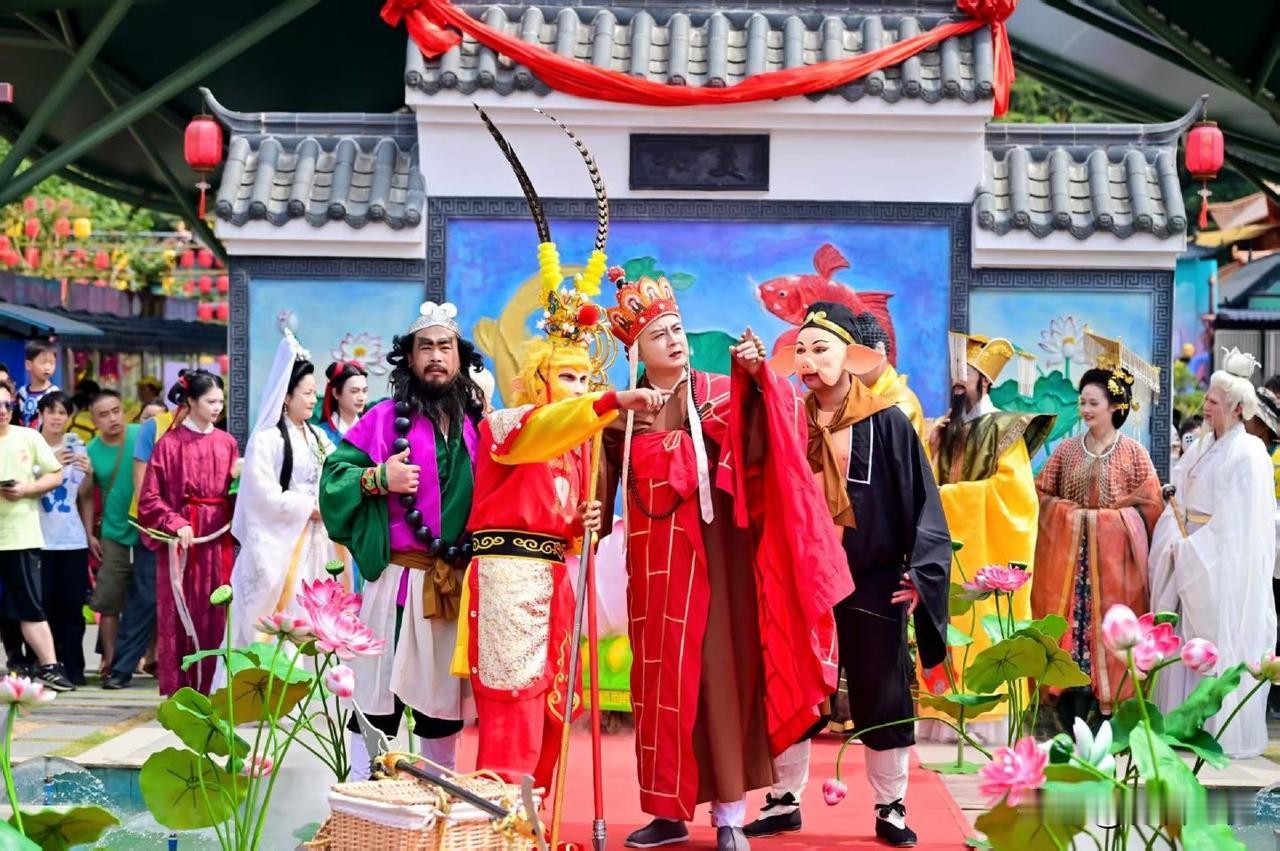 网红景区东莞观音山又玩新花样啦！近期正在热火朝天的举办第五届观音山仙侠会。活动现