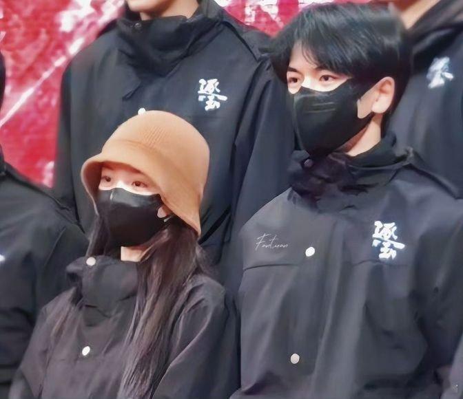 张凌赫田曦薇互相关注 啦啦啦~张凌赫田曦薇微博互关啦！命运的齿轮要开始转动了！她