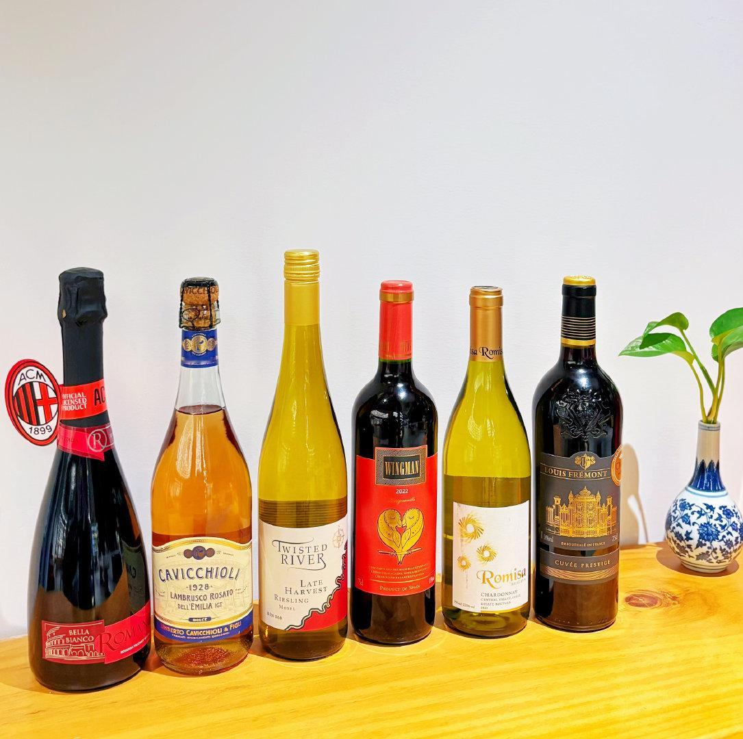 2026马年专属年货套装 。精心挑选本年度最受欢迎的酒款 ，一次尝遍六大热门风格