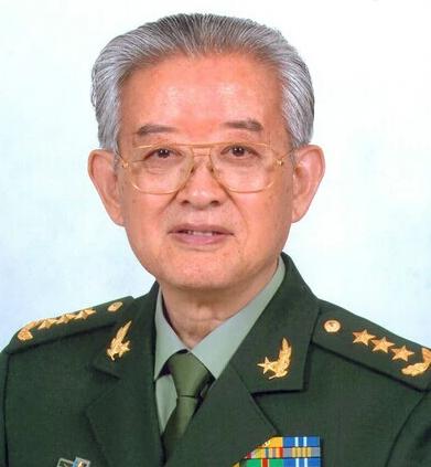 2026年，军史上任职最久的总政治部主任于永波，95岁高龄，身体依旧硬朗，他从基
